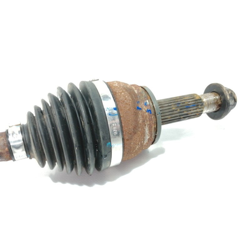 Recambio de transmision delantera izquierda para hyundai kona sle 2wd referencia OEM IAM 49500J9000  