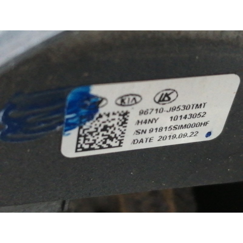 Recambio de volante para hyundai kona sle 2wd referencia OEM IAM 96720J9620TMT  