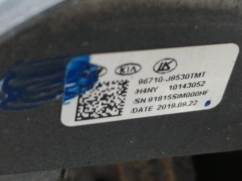 Recambio de volante para hyundai kona sle 2wd referencia OEM IAM 96720J9620TMT  