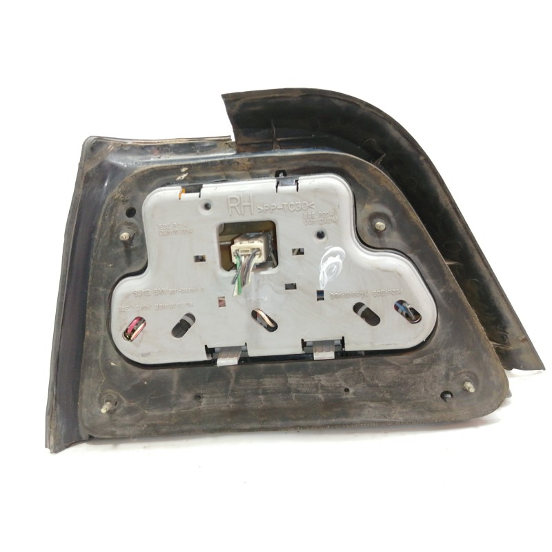 Recambio de piloto trasero derecho para daewoo nexia acro referencia OEM IAM   