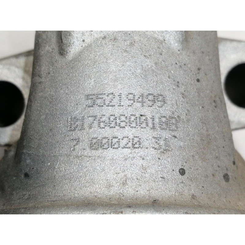 Recambio de valvula egr para opel corsa d cosmo referencia OEM IAM 55219499  