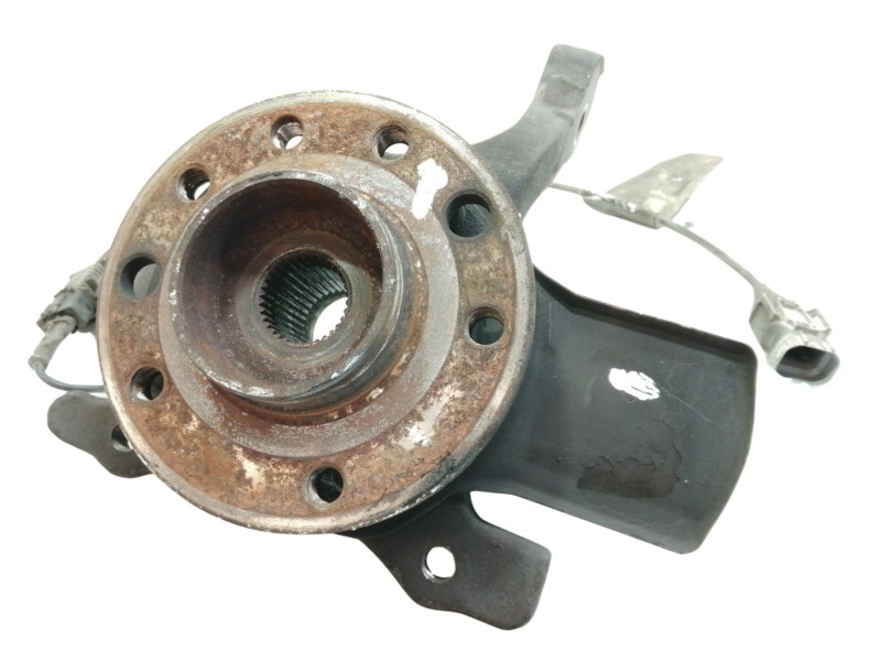 Recambio de mangueta delantera izquierda para opel astra gtc sport referencia OEM IAM 13199460  