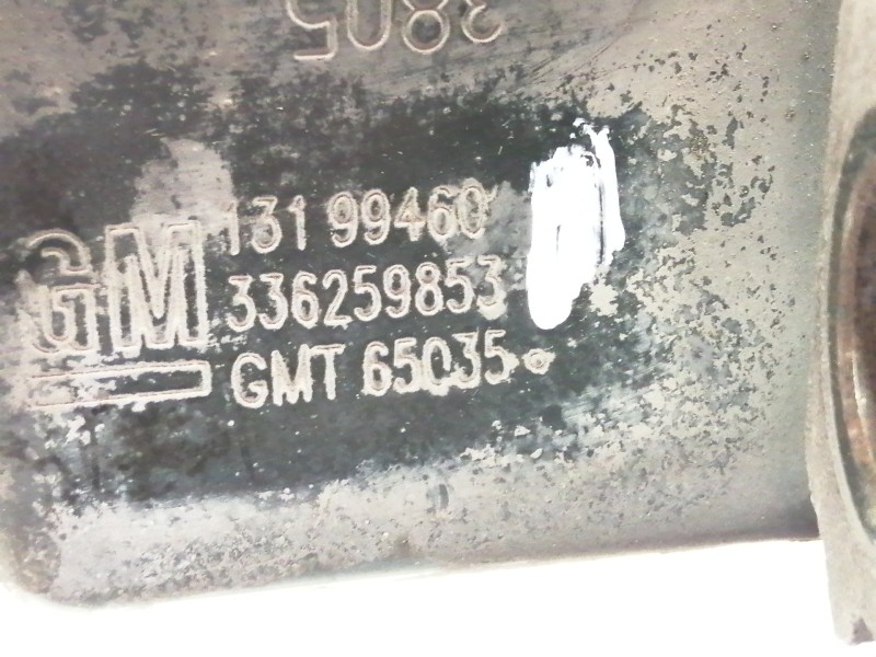 Recambio de mangueta delantera izquierda para opel astra gtc sport referencia OEM IAM 13199460  