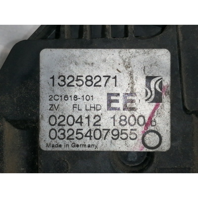 Recambio de cerradura puerta delantera izquierda para opel corsa d expression referencia OEM IAM 13258271 0325407955 0204121800D