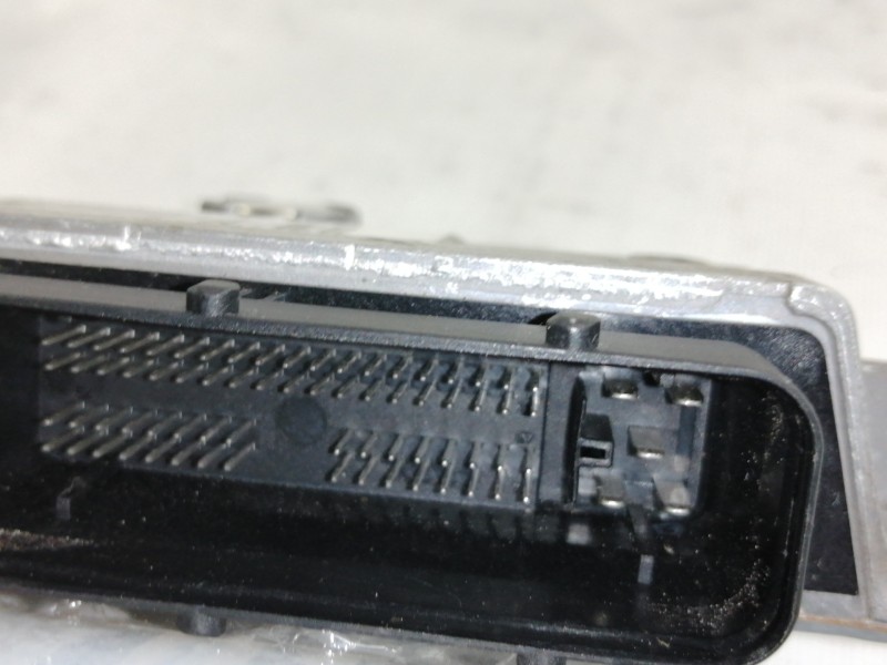 Recambio de centralita motor uce para seat ibiza (6j5) emoción referencia OEM IAM 03E906019R  