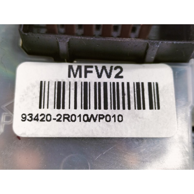 Recambio de mando limpia para hyundai i30 classic referencia OEM IAM 934202R010 934202R010WP010 