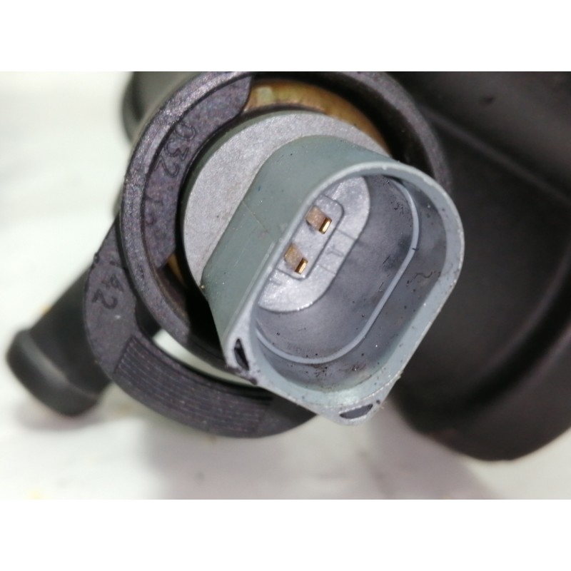 Recambio de termostato para skoda fabia combi (5j5) style referencia OEM IAM 038121132D  