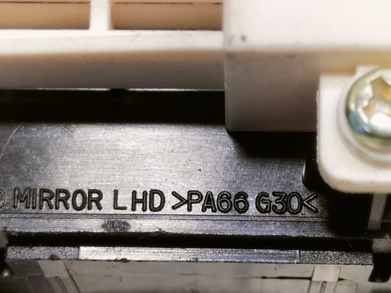 Recambio de interruptor para hyundai i30 classic referencia OEM IAM 935402L000  