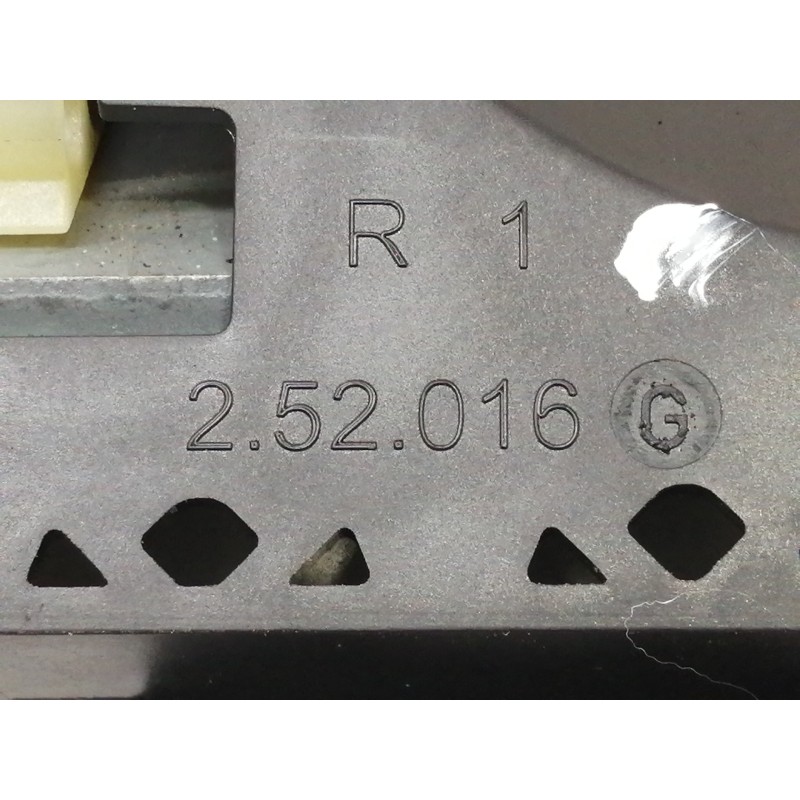 Recambio de maneta exterior trasera derecha para renault megane iv berlina 5p limited referencia OEM IAM 806067663R  