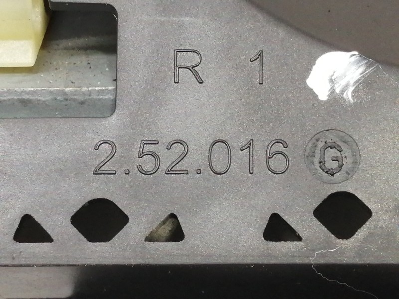 Recambio de maneta exterior trasera derecha para renault megane iv berlina 5p limited referencia OEM IAM 806067663R  