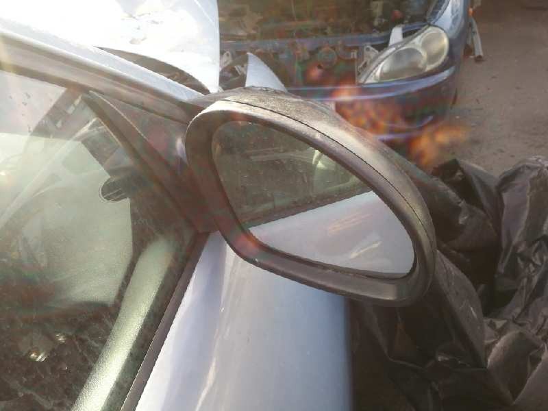Recambio de retrovisor derecho para seat cordoba berlina (6l2) stella referencia OEM IAM 836194  