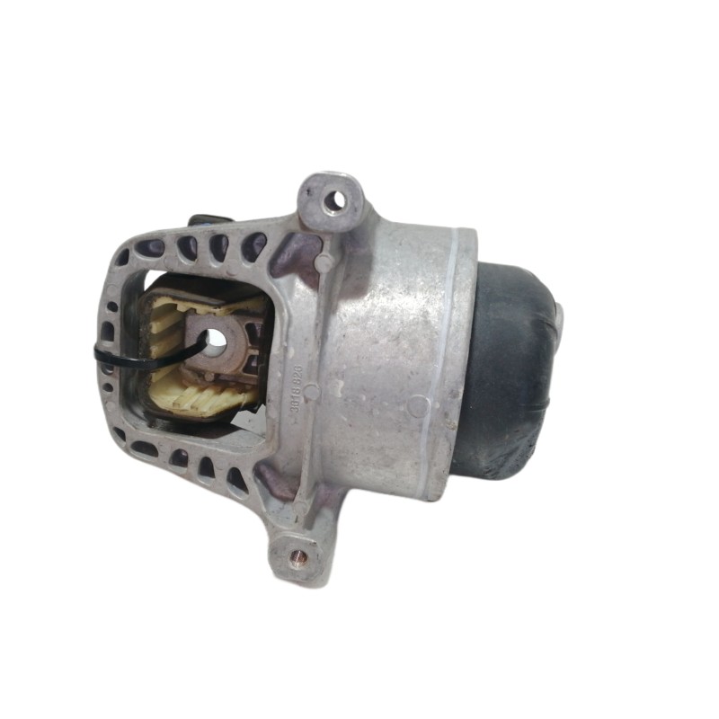 Recambio de soporte motor derecho para audi a4 berlina (8w2) advanced edition referencia OEM IAM 8W0199372CD  
