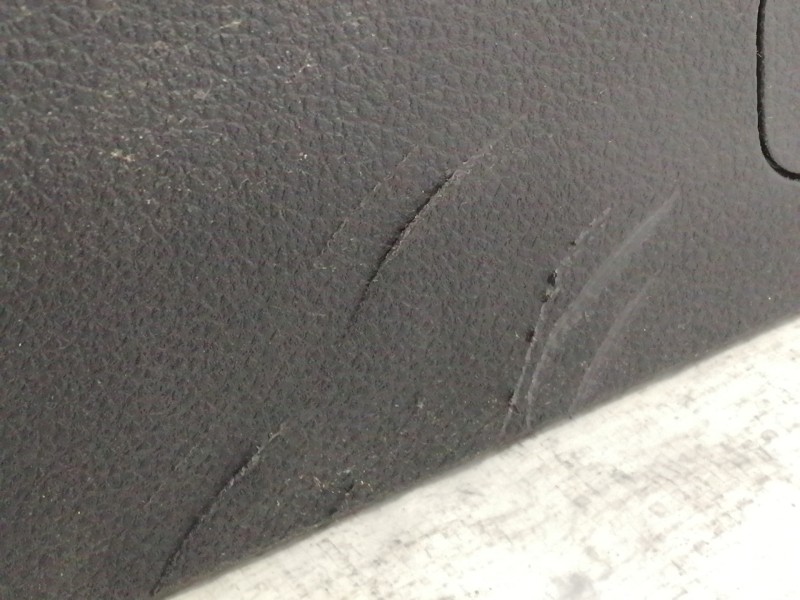 Recambio de apoyabrazos central para volkswagen golf vii lim. (bq1) advance referencia OEM IAM 5G1863241BL  