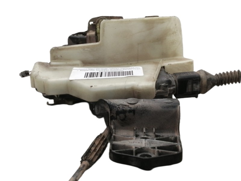 Recambio de cerradura puerta trasera izquierda para volkswagen passat berlina (3b2) comfortline referencia OEM IAM 3B0837867  