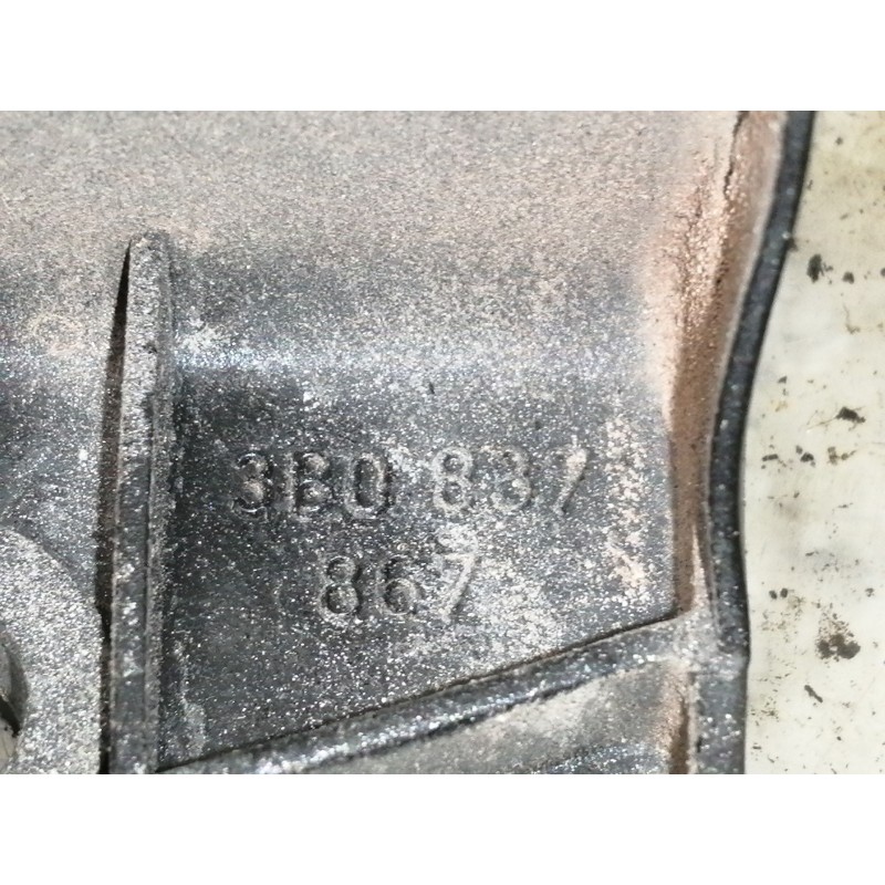 Recambio de cerradura puerta trasera izquierda para volkswagen passat berlina (3b2) comfortline referencia OEM IAM 3B0837867  