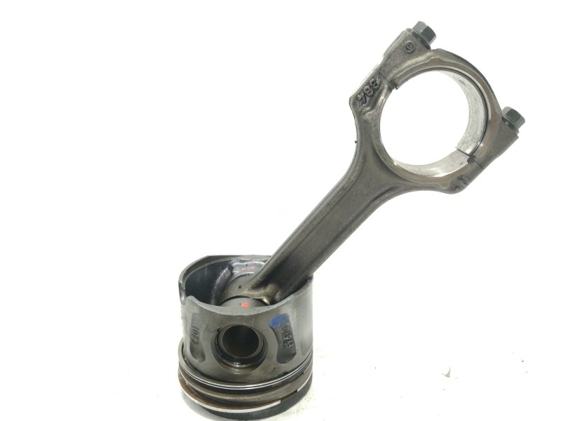 Recambio de piston para fiat linea (110) dynamic referencia OEM IAM 06933  