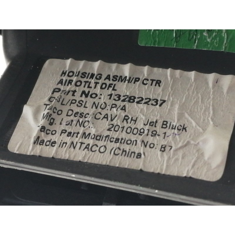 Recambio de rejilla aireadora para opel insignia sports tourer 2.0 16v cdti referencia OEM IAM 495050031 13321693 / 13282235 132