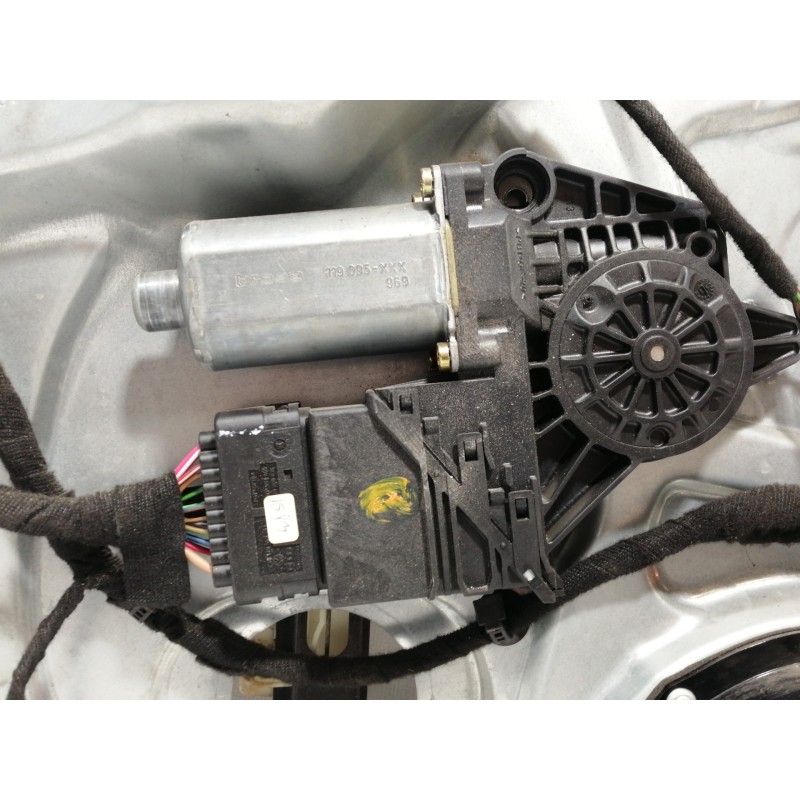 Recambio de elevalunas trasero izquierdo para volkswagen passat berlina (3b2) comfortline referencia OEM IAM 3B5839755C  ELECTRI