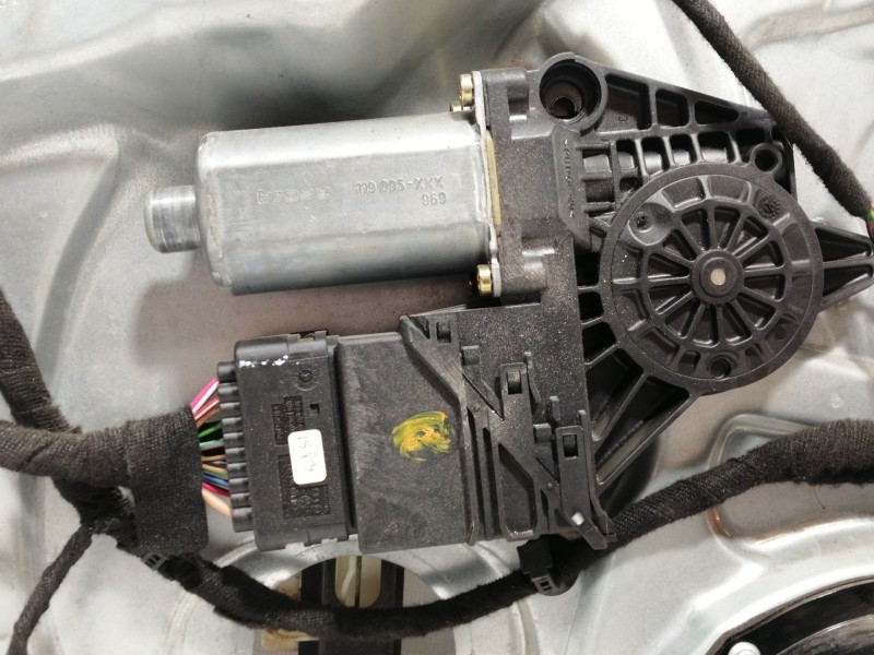 Recambio de elevalunas trasero izquierdo para volkswagen passat berlina (3b2) comfortline referencia OEM IAM 3B5839755C  ELECTRI