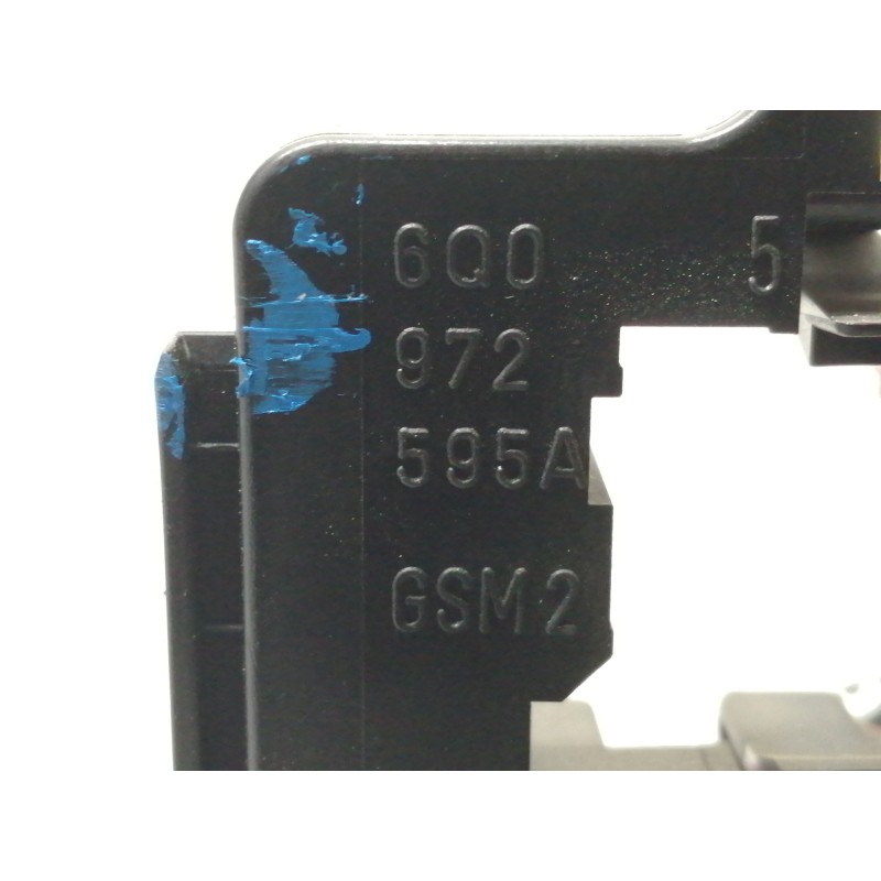 Recambio de caja reles / fusibles para volkswagen polo (9n1) conceptline referencia OEM IAM 6Q0972595A  