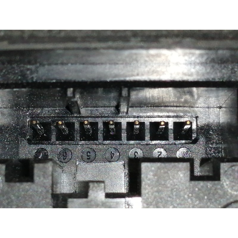 Recambio de cerradura puerta trasera izquierda para volkswagen golf vii lim. (bq1) advance referencia OEM IAM 5TA839015L A5L5TA8