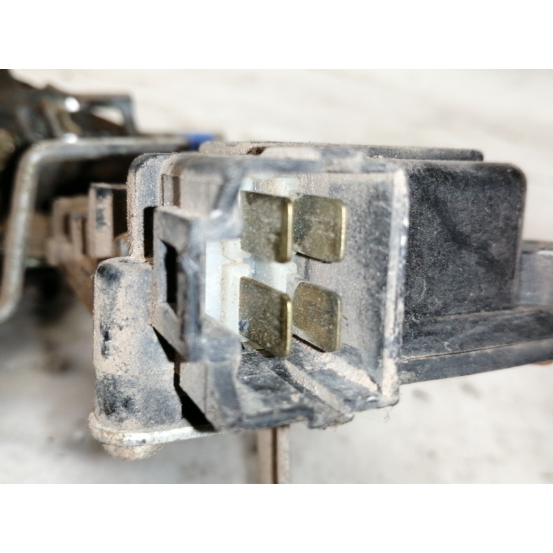 Recambio de cerradura puerta trasera izquierda para hyundai accent (lc) gl 4p referencia OEM IAM   