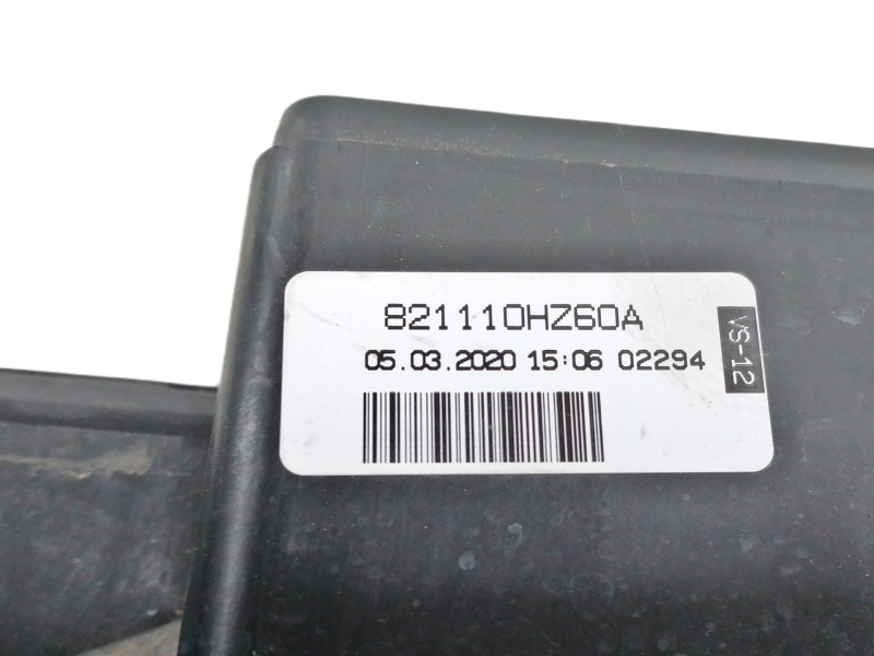 Recambio de caja reles / fusibles para citroën c1 airscape shine referencia OEM IAM 821110HZ60A  