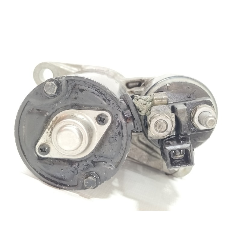Recambio de motor arranque para volkswagen polo (9n1) 1.4 16v referencia OEM IAM 0001120400  