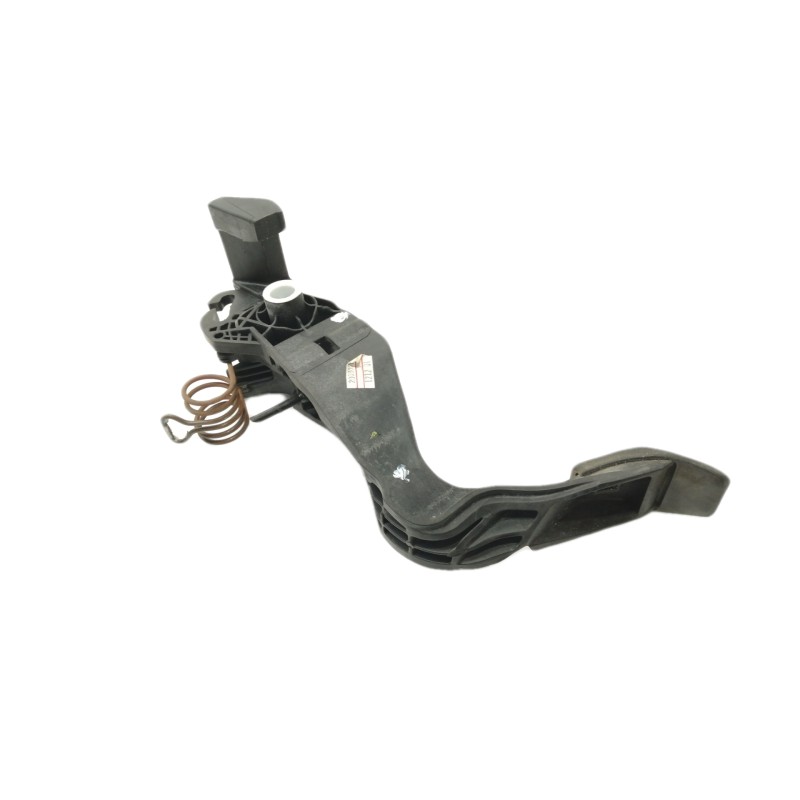 Recambio de pedal embrague para fiat linea (110) dynamic referencia OEM IAM 3803100009  