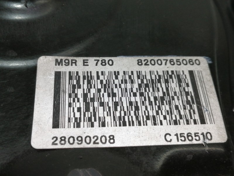 Recambio de tapa distribucion para renault trafic combi (ab 4.01) 6 - plazas, acristalado parcial 2,9t combi corto referencia OE