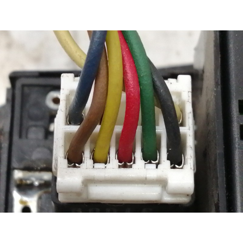 Recambio de mando elevalunas delantero izquierdo para hyundai accent (lc) gl 4p referencia OEM IAM 620W10270  