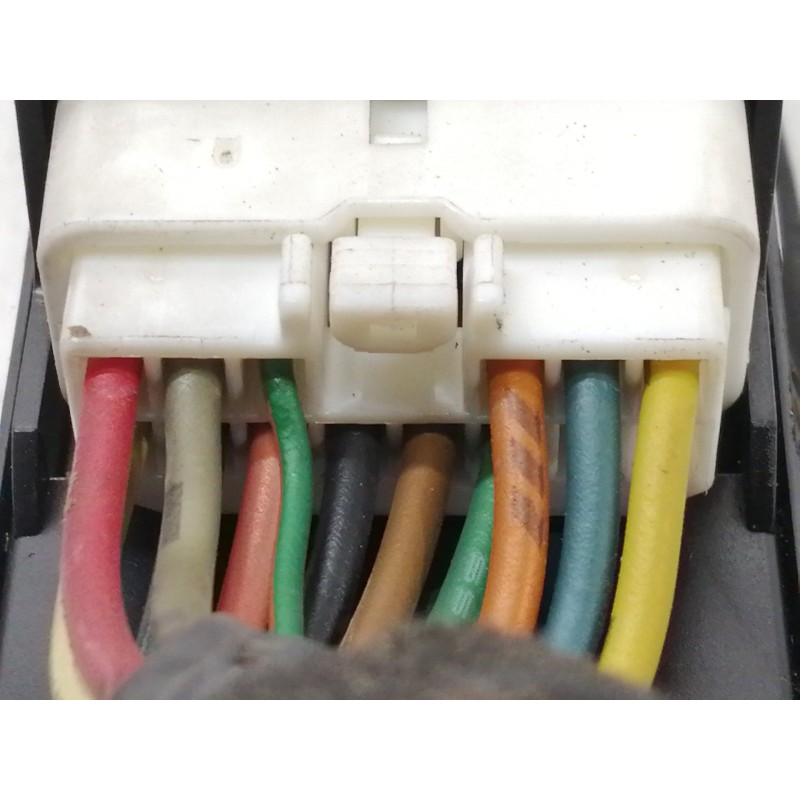 Recambio de mando elevalunas delantero izquierdo para hyundai accent (lc) gl 4p referencia OEM IAM 620W10270  