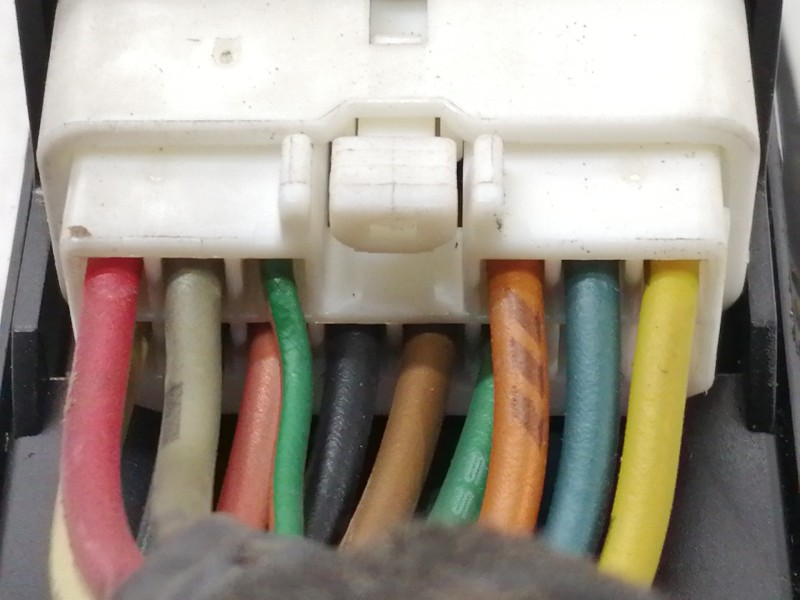 Recambio de mando elevalunas delantero izquierdo para hyundai accent (lc) gl 4p referencia OEM IAM 620W10270  