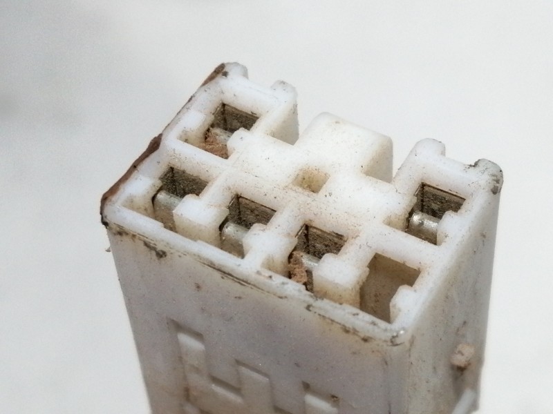 Recambio de piloto trasero izquierdo para hyundai accent (lc) gl 4p referencia OEM IAM   