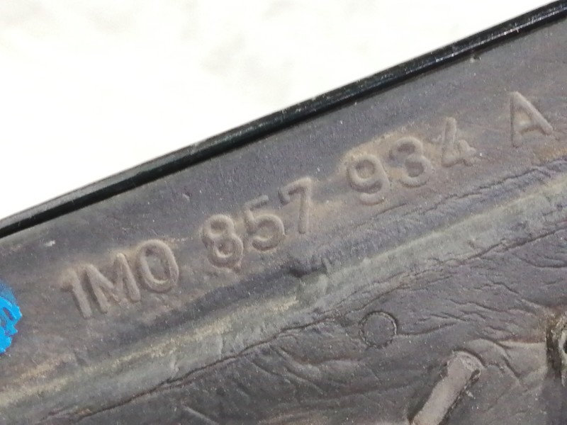 Recambio de retrovisor derecho para seat leon (1m1) stella referencia OEM IAM 1M0857934A  ELECTRICO