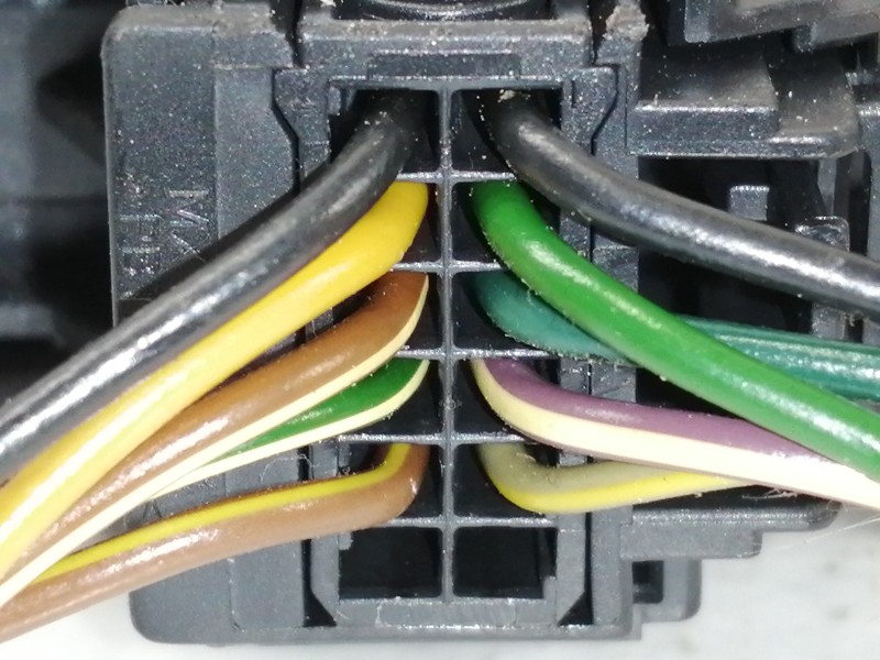 Recambio de mando multifuncion para opel insignia sports tourer 2.0 16v cdti referencia OEM IAM 13324594  