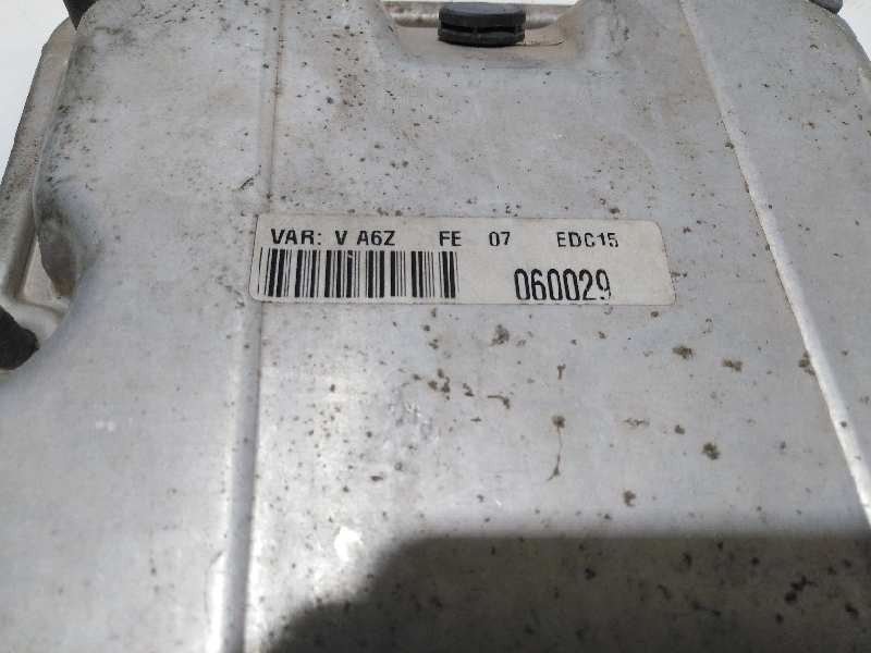 Recambio de centralita motor uce para citroën c8 2.2 hdi 16v premier ii referencia OEM IAM 0281011779  