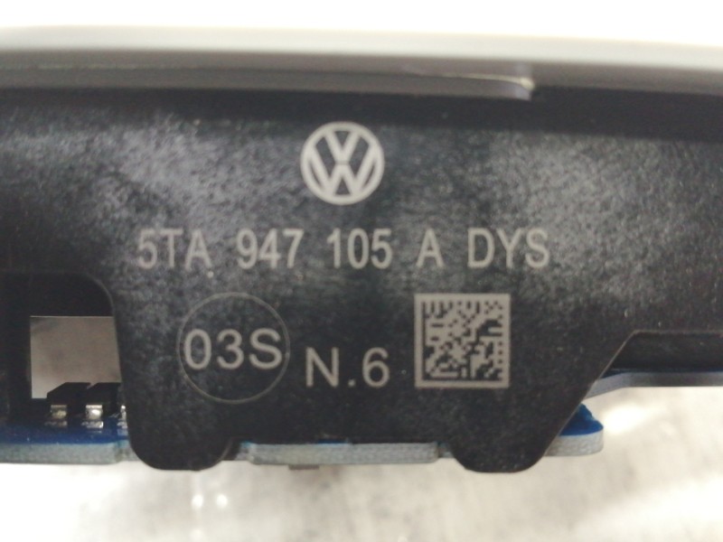 Recambio de luz interior para volkswagen golf vii lim. (bq1) advance referencia OEM IAM 5TA947105A  