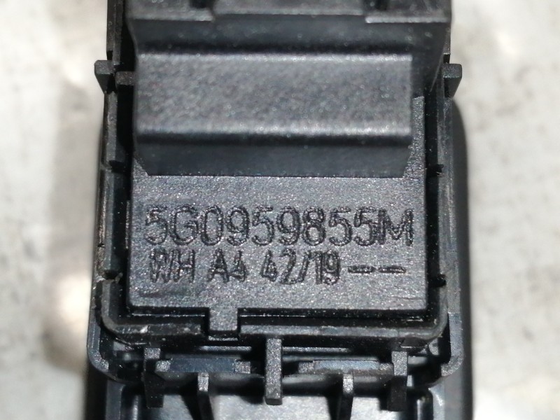 Recambio de mando elevalunas trasero derecho para volkswagen golf vii lim. (bq1) advance referencia OEM IAM 5G0959855M 5G0868345