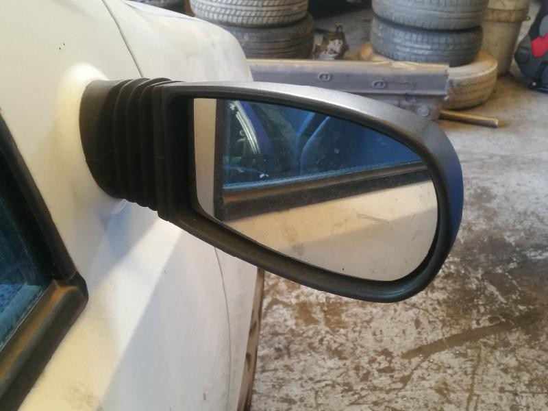 Recambio de retrovisor derecho para fiat punto berlina (188) 1.9 diesel eco referencia OEM IAM 0157179  