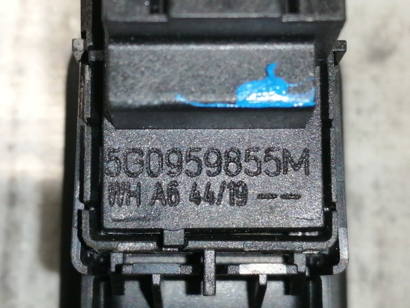 Recambio de mando elevalunas trasero izquierdo para volkswagen golf vii lim. (bq1) advance referencia OEM IAM 5G0868345 5G095985