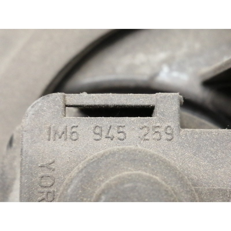 Recambio de piloto trasero izquierdo interior para seat leon (1m1) sports limited referencia OEM IAM 1M6945259  