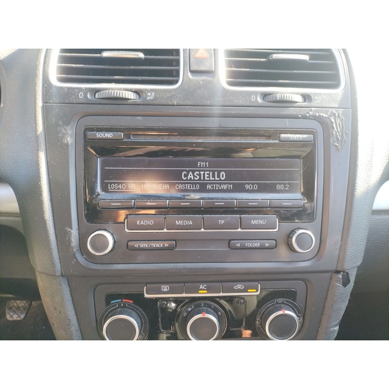 Recambio de sistema audio / radio cd para volkswagen golf vi (5k1) 1.6 tdi referencia OEM IAM   