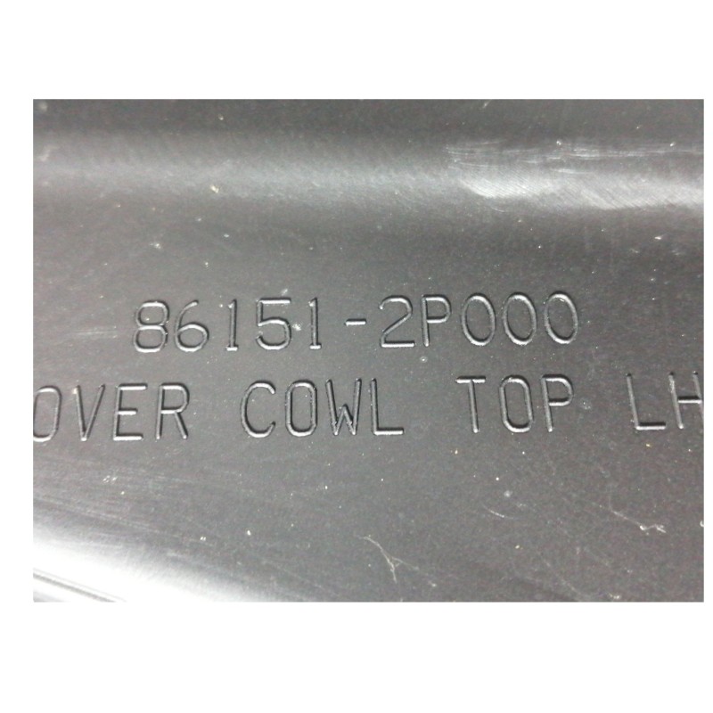 Recambio de torpedo para kia sorento emotion 4wd referencia OEM IAM 861512P000  