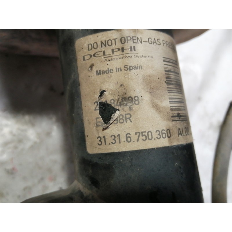 Recambio de amortiguador delantero derecho para bmw x5 (e53) 3.0d referencia OEM IAM 31316750360  