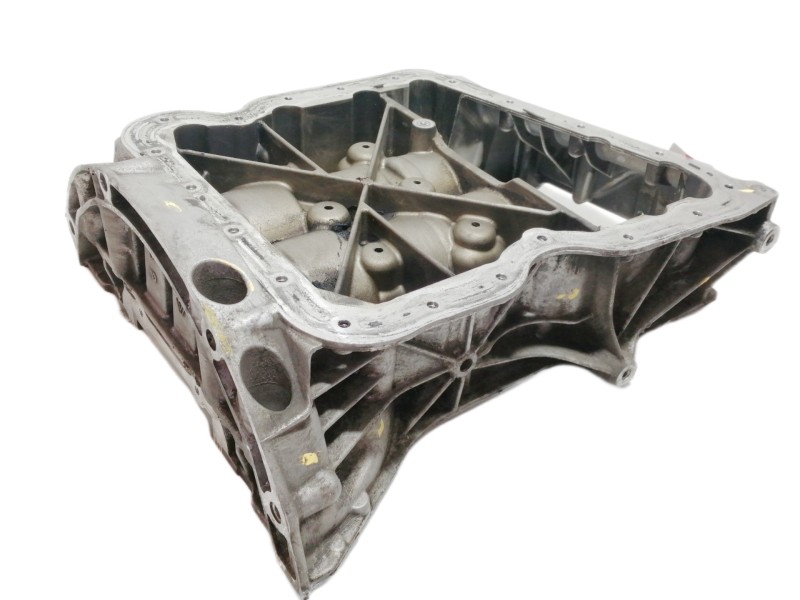 Recambio de carter para renault trafic combi (ab 4.01) 6 - plazas, acristalado parcial 2,9t combi corto referencia OEM IAM 82006