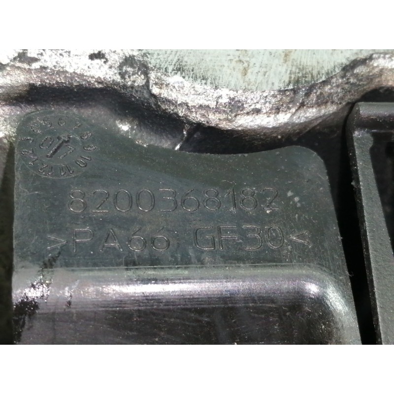 Recambio de carter para renault trafic combi (ab 4.01) 6 - plazas, acristalado parcial 2,9t combi corto referencia OEM IAM 82006