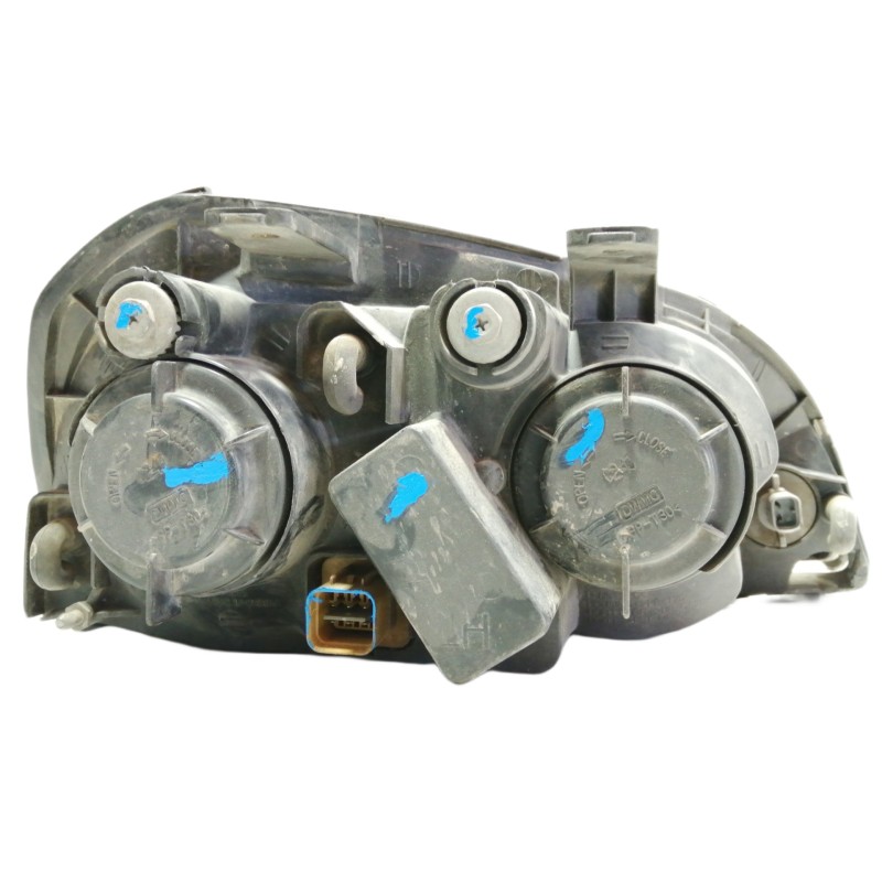 Recambio de faro izquierdo para chevrolet nubira berlina se referencia OEM IAM 0301001915  