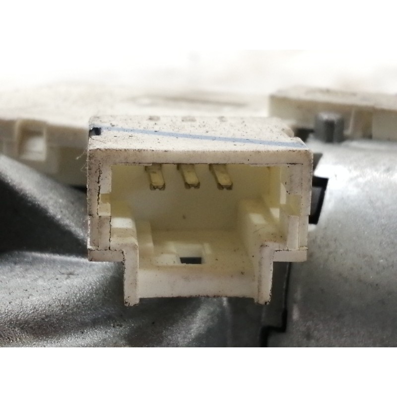 Recambio de motor limpia trasero para peugeot 307 berlina (s2) x-line referencia OEM IAM 963715878003  