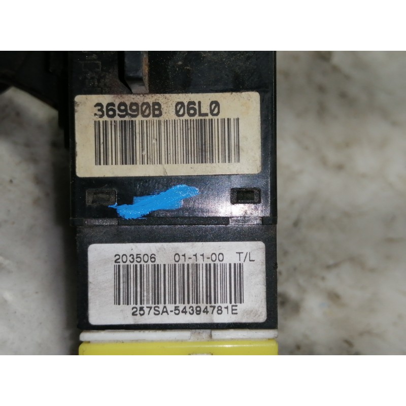 Recambio de mando limpia para nissan almera (n16/e) comfort referencia OEM IAM 36990B06L0 257SA54394781E 